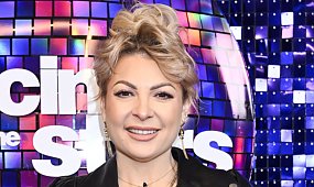 Magda Narożna wcisnęła się w ponętną skórę. Luksus aż kłuje w oczy. Fani wypalili: "Drapieżna lolita" [ZDJĘCIA]