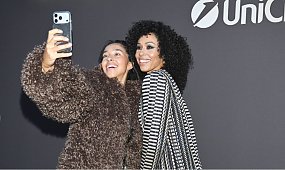 Córka Omeny Mensah przyćmiła sławną mamę? Vanessa w odważnym topie skradła show w Wilanowie [zdjęcia]