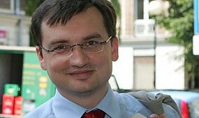 Zbigniew Ziobro miał zostać księdzem. Na przeszkodzie stanęła ta jedna rzecz