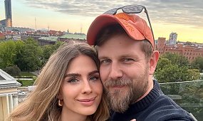 Antoni Królikowski pochwalił się nową rodzinką. Jego córeczka jest przesłodka, fani zgodnie: "Skóra zdarta z taty"