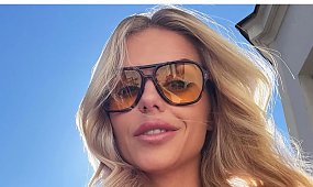 Była żona Marcina Mroczka wypięła ciało w mikroskopijnym bikini. W połowie rejsu pękły jej majtki, reakcja zwala z nóg