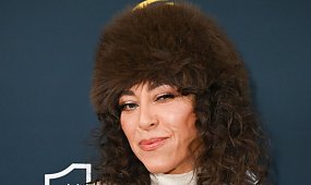 Natalia Kukulska pokazała stos prywatnych zdjęć córki. Internauci przecierają oczy: "Cała babcia Ania" [zdjęcia]