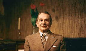 Mieczysław Fogg przez 25 lat żył na dwa domy. Siostrzeniec przerywa milczenie: "Kochał je obie"