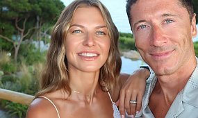 Rozgogolona Anna Lewandowska pręży umięśnione pośladki. Fani przecierają oczy z wrażenia [zdjęcia]
