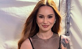 Ewelina Lisowska wcisnęła wysportowane ciało w kuse bikini. Fani oniemieli na widok jednego szczegółu [zdjęcia]