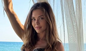 Joanna Opozda oplotła ciało koronkowym bikini. Fani: "Piękna Lolitka" [zdjęcia]
