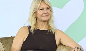 Grażyna Torbicka w brązie olśniła na festiwalu. Obcisłe ubrania w tym wieku? Jej wszystko przystoi. Figura petarda