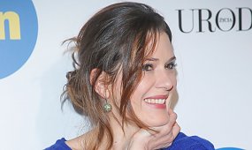 Joanna Sydor z "M jak miłość" wzięła ślub. 51-letnia aktorka pokazała suknię, fani zachwyceni [zdjęcia]