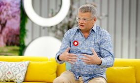 Marcin Meller opisał, co spotkało go w pociągu PKP. Dziennikarz mówi wprost: "Jest z czego być dumnym"