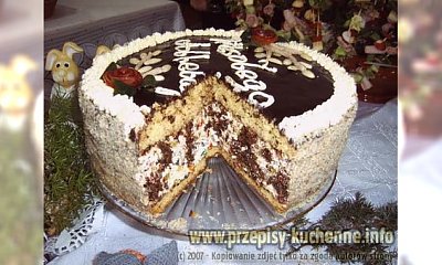 Tort orzechowo - makowo - biszkoptowy