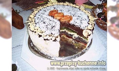 Tort z winogronami