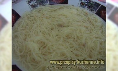 Rosół z kury z makaronem