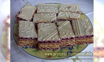 Andrut z dżemem porzeczkowym