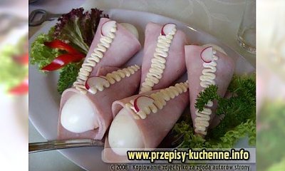 Jajka zawijane w szynce