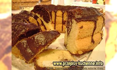 Babka z kakao i proszkiem do pieczenia