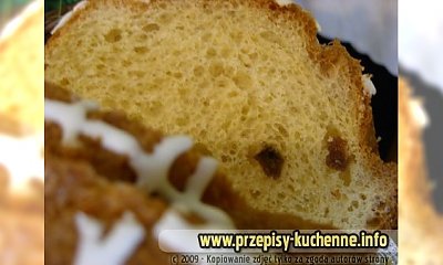 Słodka bułka z rodzynkami