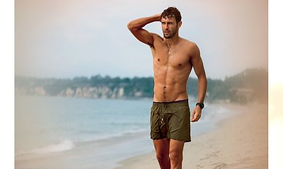 Noah Mills na plaży