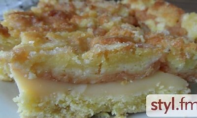 Szarlotka z budyniem
