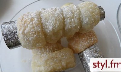 Rurki z ciasta francuskiego