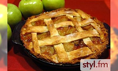 Szybka szarlotka z herbatnikami Petit Beurre