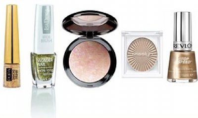 Skąpana w złocie – pomysł na świąteczny look