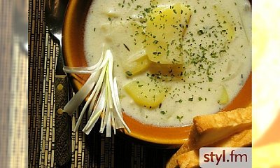 Rozgrzewająca zupa czosnkowa