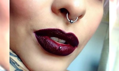 Septum piercing - kolczyk w przegrodzie nosowej. Hit czy kit?