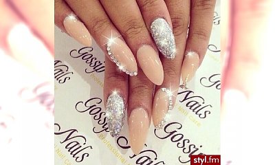 Śliczny manicure 3D z cyrkonią - Wasze pomysły na eleganckie paznokcie