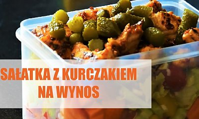 Sałatka z kurczakiem na wynos