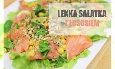 Lekka sałatka z łososiem i kukurydzą