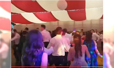 Ale studniówka! Ten polonez w wersji disco stał się HITEM internetu!