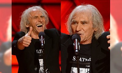 Jerzy Kryszak na festiwalu w Sopocie żartuje z rządu. Na koniec najlepsze! Jego występ to hit!