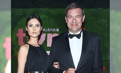 Tomasz Karolak przyszedł na bal TVN z nową partnerką! Jest od niego o 19 lat młodsza!