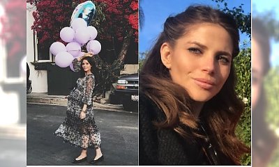 Weronika Rosati pozuje przy choince 3 tygodnie po porodzie. Fanka: Ty jeszcze w ciąży jesteś?