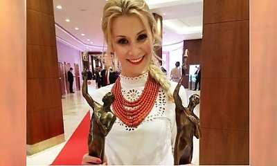 Żona Kamila Stocha w folkowej stylizacji na Balu Mistrzów Sportu. Udana koncepcja?