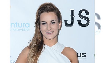 Patrycja Wieja na premierze teledysku odsłania piersi. Już nie taka lady?