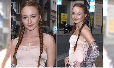Angelika Mucha na pokazie mody. Cały efekt zepsuły te buty
