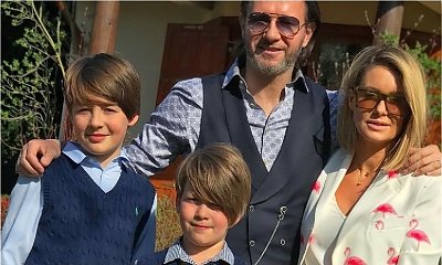 Wystylizowani Majdanowie życzą wesołych świąt. Gosia oberwała od "fanki": "Jak się nie praktykuje, to się nie wie"
