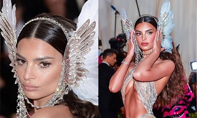 Tą sukienką Emily Ratajkowski skradła całe show! Widać WSZYSTKO! Czy to najodważniejsza jej kreacja?