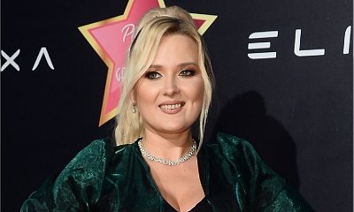 Gosia Andrzejewicz powróciła! Ale ta kreacja niepotrzebnie dodała jej kilogramów