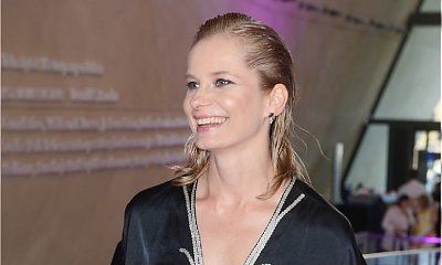 Magdalena Cielecka w retro stylizacji, ale co ona ma na głowie? Oszpeciła się?