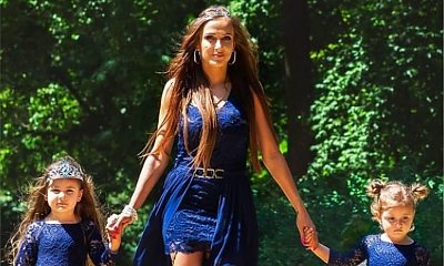 Eliza Trybała z córkami w niemal identycznych sukienkach! Zakochacie się w ich stylizacjach