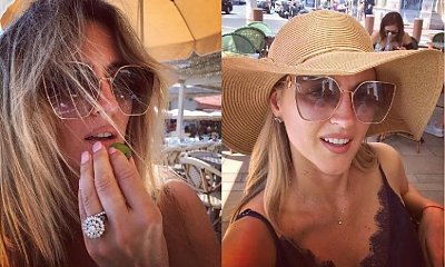 Karolina Szostak w Cannes. Internauci patrzą na jej nogi. AUĆ, BOLI!