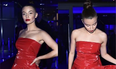 Julia Wieniawa w sukni z rozcięciem do samego krocza! UPS! Pokazała za dużo?