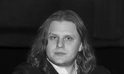 Najnowsze doniesienia w sprawie GROBU Piotra Woźniaka-Staraka. Inspektor nadzoru budowlanego BADA SPRAWĘ