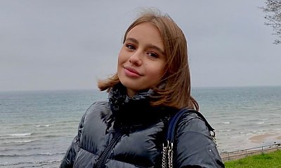 Oliwia Bieniuk, córka Przybylskiej lansuje się nową torbą. Nie każdy jest w stanie pozwolić sobie na taki wydatek