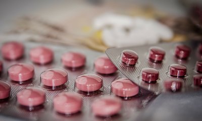 Policja ostrzega przed oszustami w związku z koronawirusem. Firmy oferują niesprawdzone leki