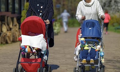 Pod szkołą usłyszała rozmowę matek: "Są gorsze choroby od koronawirusa. Ja nie będę siedzieć w domu"