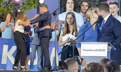 Rafał Trzaskowski w sztabie z żoną i z dziećmi. 16-letnia córka to jego kopia!