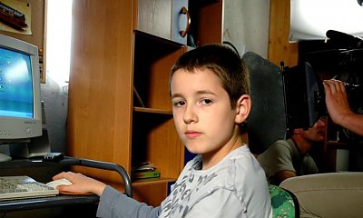 Pamiętacie pierwszego Łukasza Mostowiaka z "M jak miłość"? Zobaczcie, jak się zmienił! "TVP śmierdzi kupskiem" - napisał